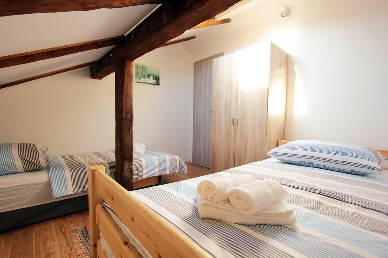 Apartment Dea Stobrec Bagian luar foto